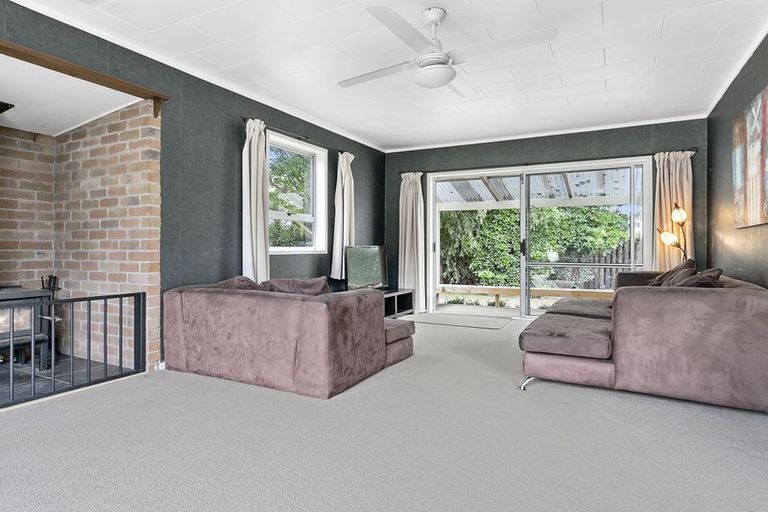 Photo of property in 29 Carlyle Street, Leamington, Cambridge, 3432