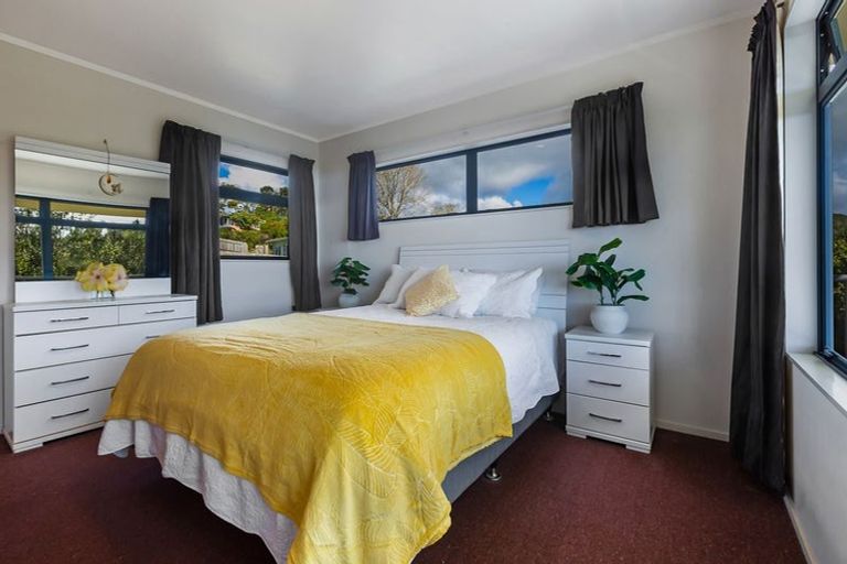 Photo of property in 5 Seaview Road, Cable Bay, 0420