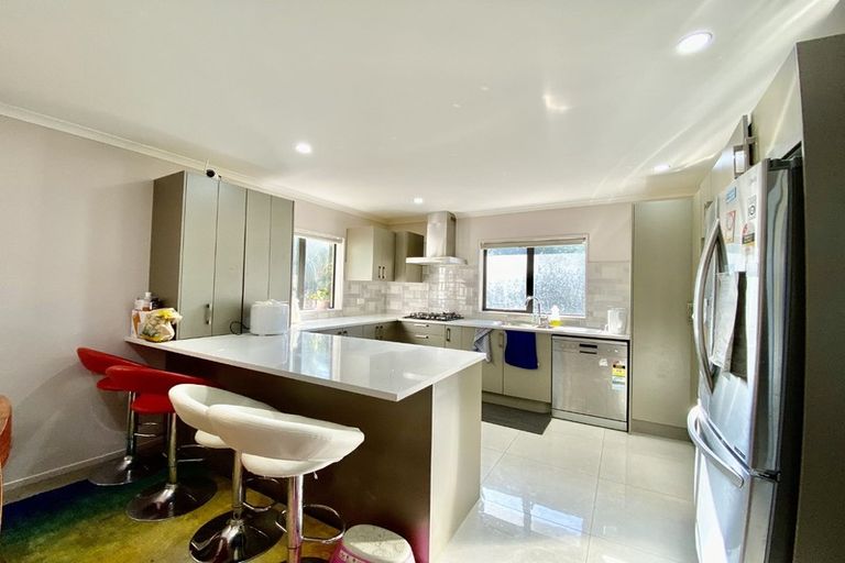 Photo of property in 35a Landon Avenue, Mangere East, Auckland, 2024