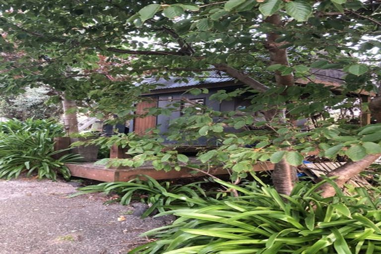 Photo of property in 10 Kiwi Road, Raumati Beach, Paraparaumu, 5032