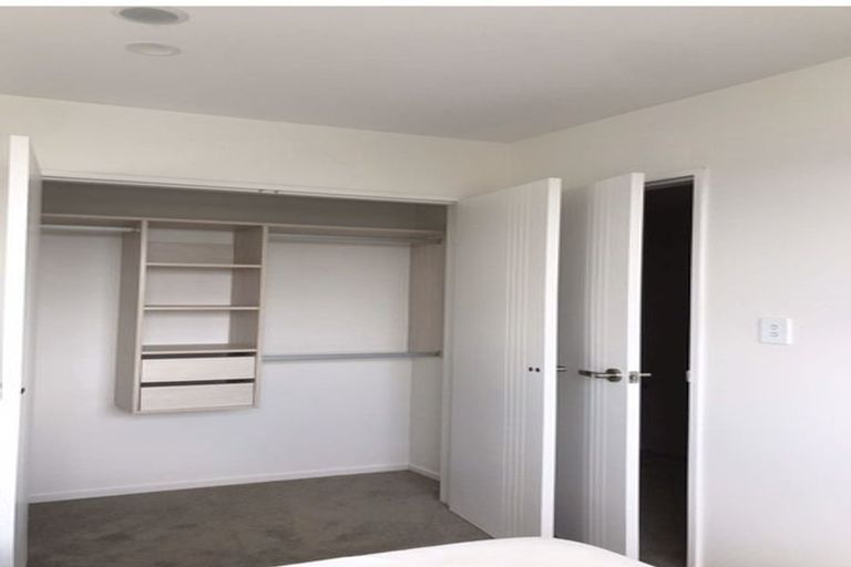Photo of property in 9 Peony Mews, Oteha, Auckland, 0632