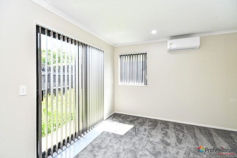 Photo of property in 4a Romney Place, Manurewa, Auckland, 2102