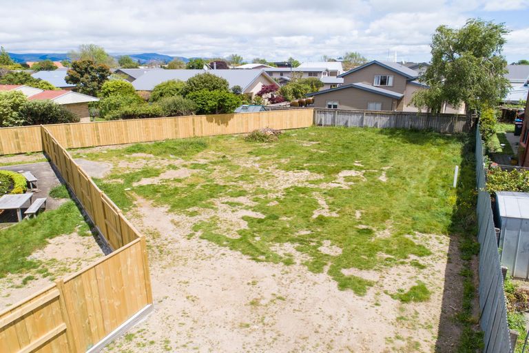Photo of property in 12 Innes Place, Roslyn, Palmerston North, 4414
