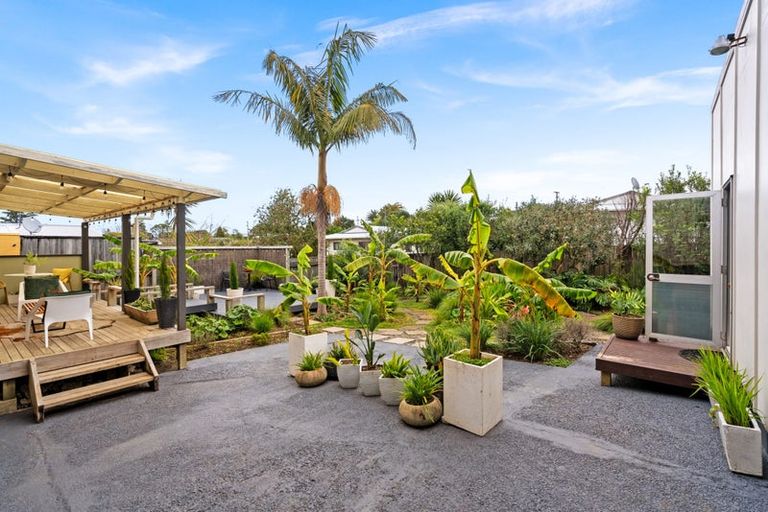 Photo of property in 27 Kohe Street, Parahaki, Whangarei, 0112