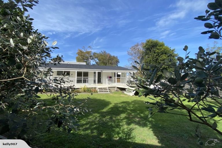 Photo of property in 16 Kakapo Place, Papatoetoe, Auckland, 2025