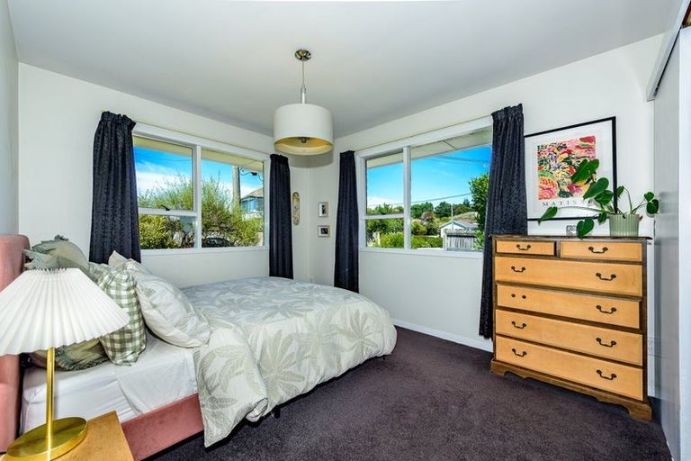 Photo of property in 28 Sandra Street, South New Brighton, Christchurch, 8062