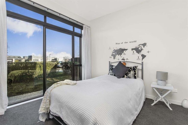 Photo of property in 5 Leadership Crescent, Papakura, 2110