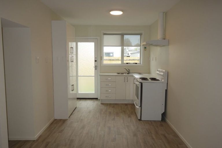 Photo of property in 3/124 Champion Street, Edgeware, Christchurch, 8013