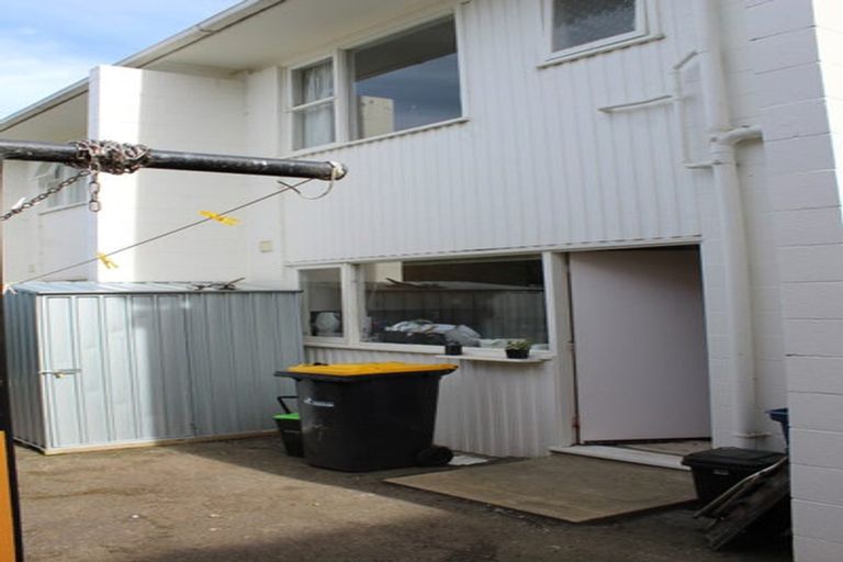 Photo of property in 1/128 London Street, Dunedin Central, Dunedin, 9016