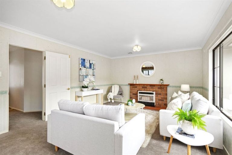 Photo of property in 23a Larsen Crescent, Tawa, Wellington, 5028