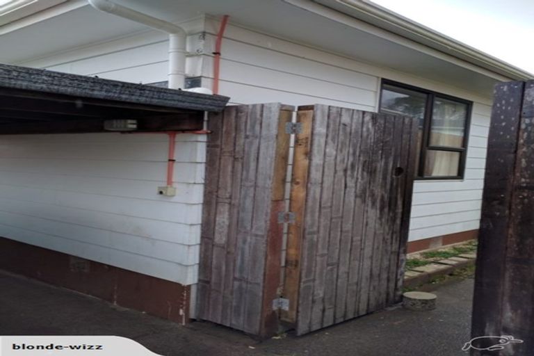 Photo of property in 67 Sunvue Road, Glen Eden, Auckland, 0602