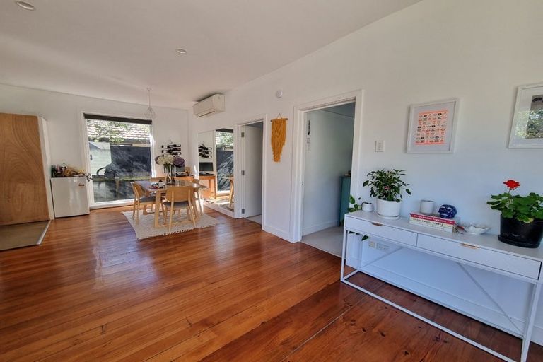 Photo of property in 5 Arnold Street, Sumner, Christchurch, 8081