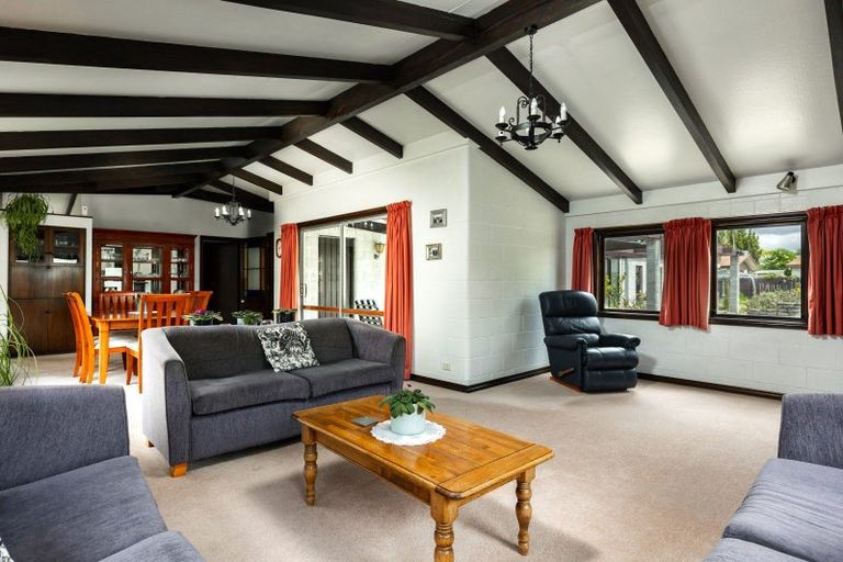 Photo of property in 12 Howick Road, Blenheim, 7201