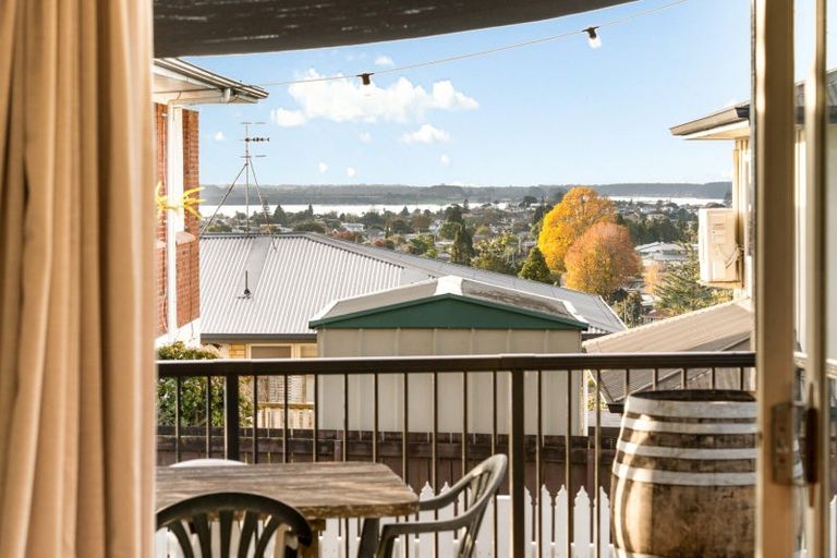 Photo of property in 32 Upland Street, Brookfield, Tauranga, 3110
