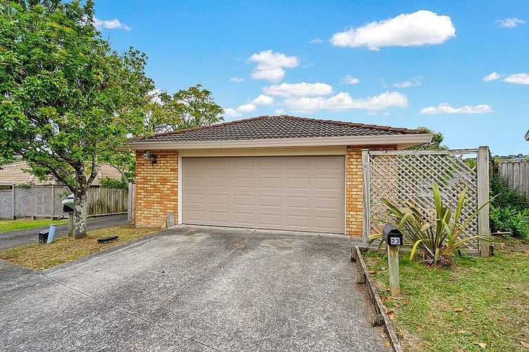 Photo of property in 23 Ginders Drive, Massey, Auckland, 0614