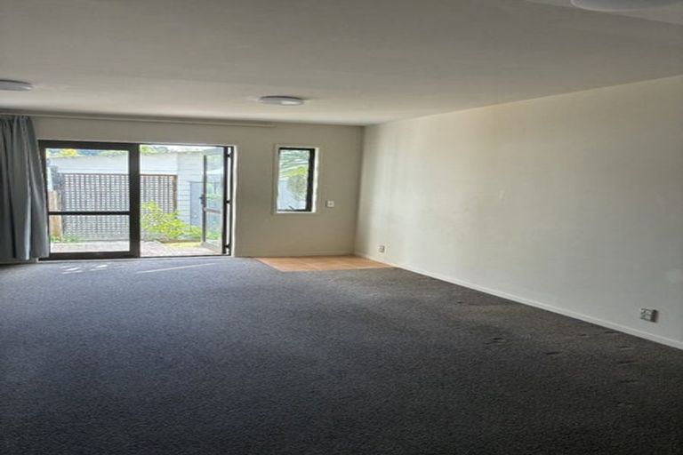 Photo of property in The Grange, 7/92 Bush Road, Albany, Auckland, 0632