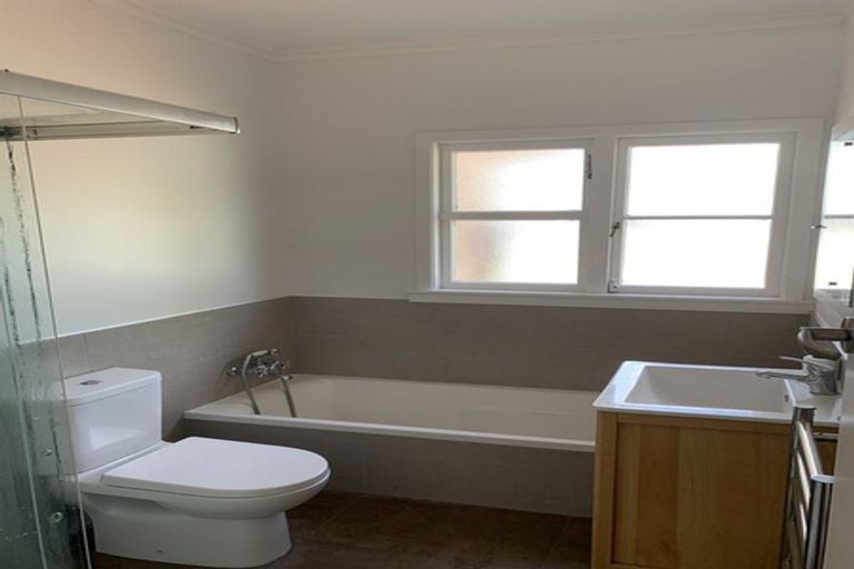 Photo of property in 124 Macfarlane Street, Hamilton East, Hamilton, 3216