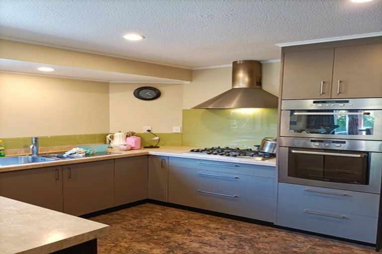 Photo of property in 38 Erris Street, Johnsonville, Wellington, 6037