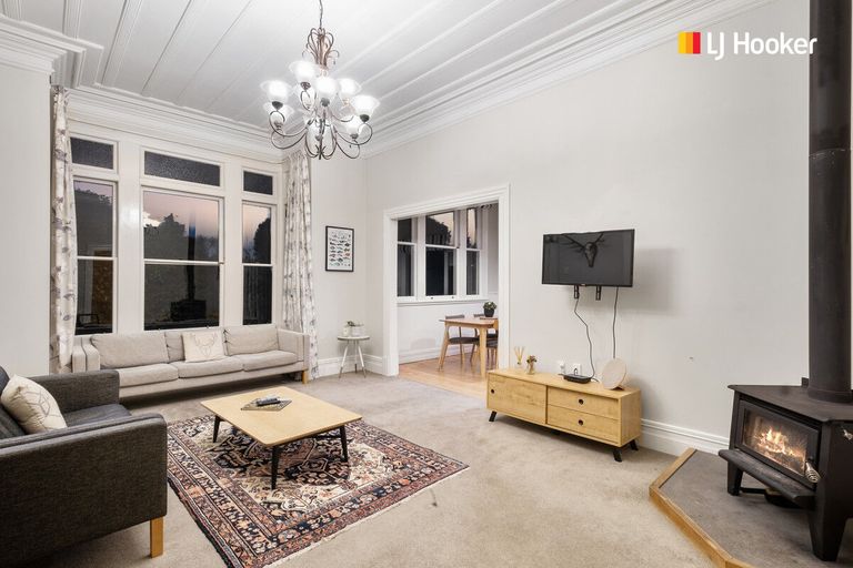 Photo of property in 73 Royal Crescent, Saint Kilda, Dunedin, 9012