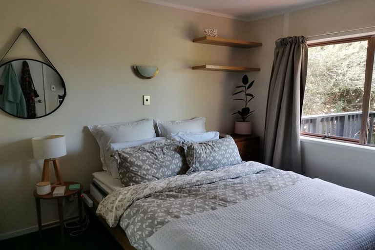 Photo of property in 85e Stottholm Road, Titirangi, Auckland, 0604