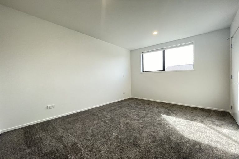 Photo of property in 21 Mohua Lane, Upper Riccarton, Christchurch, 8041
