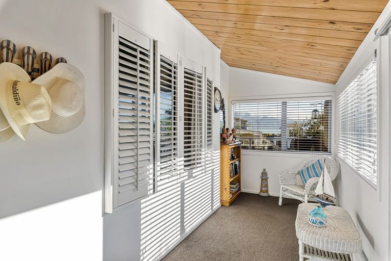 Photo of property in 112 Manly Street, Paraparaumu Beach, Paraparaumu, 5032