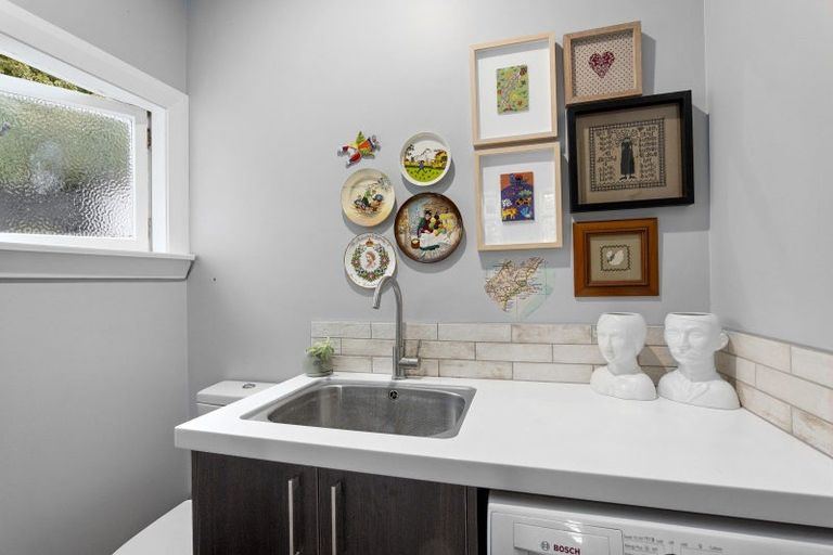 Photo of property in 5 Merlewood Avenue, Cashmere, Christchurch, 8022