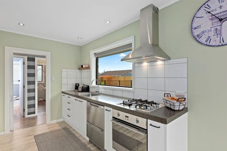 Photo of property in 15 Elwyn Place, Avonhead, Christchurch, 8042