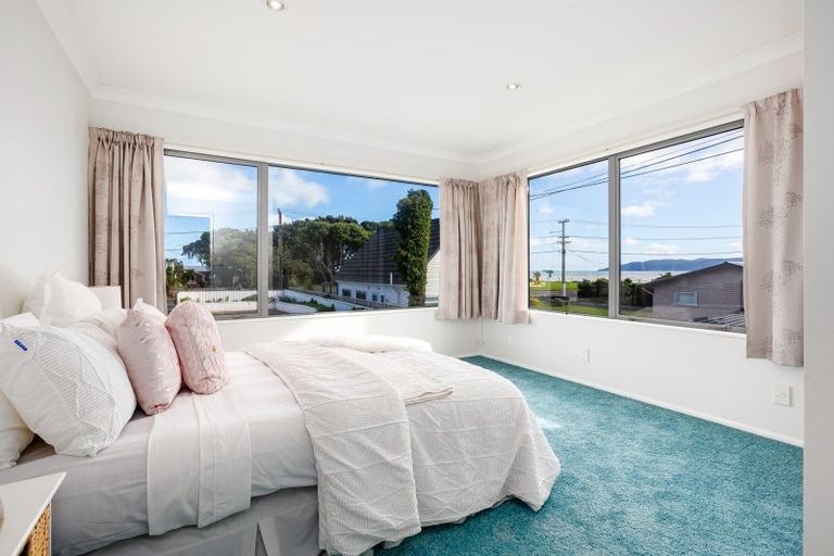 Photo of property in 56 Wharemauku Road, Raumati Beach, Paraparaumu, 5032