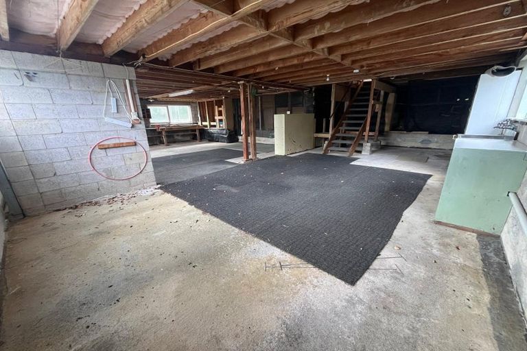 Photo of property in 107 Bradbury Road, Botany Downs, Auckland, 2010