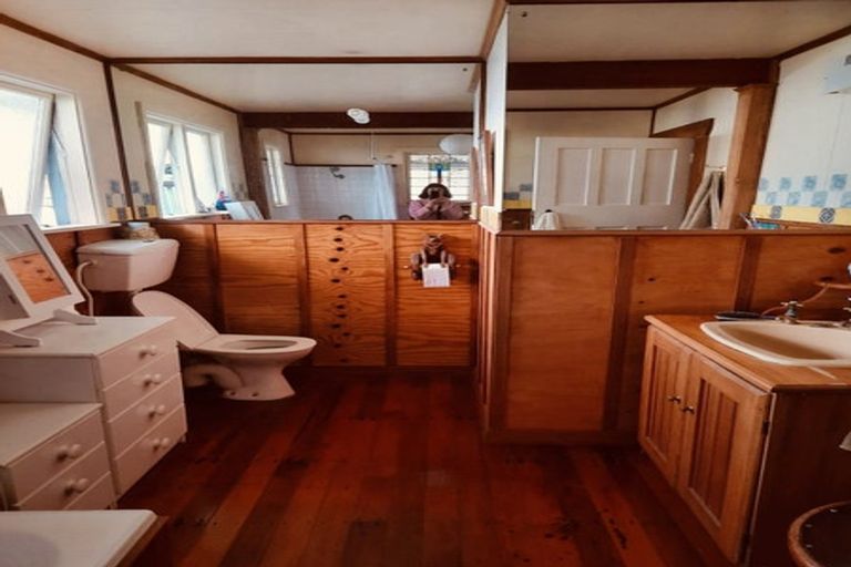 Photo of property in 36 Park Terrace, Corsair Bay, Lyttelton, 8082