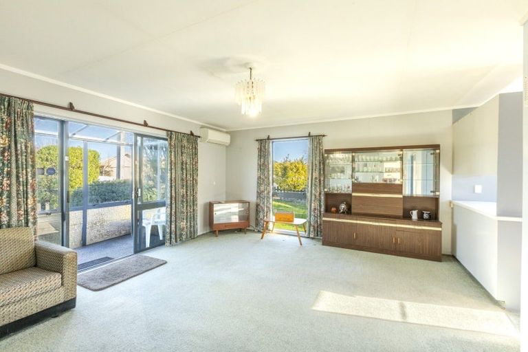 Photo of property in 33 Mount Herbert Road, Waipukurau, 4200