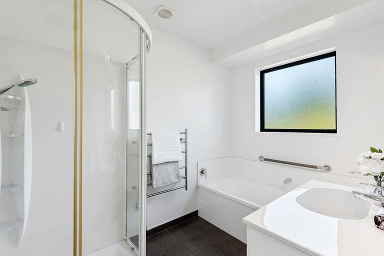 Photo of property in 2/315 Dunns Crossing Road, Rolleston, Christchurch, 7678