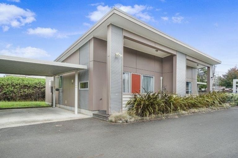 Photo of property in 18u2 Lorne Street, Melville, Hamilton, 3206