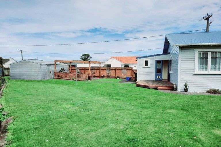 Photo of property in 369 High Street, Hawera, 4610