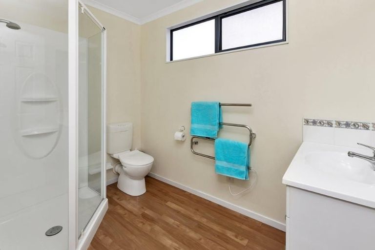 Photo of property in 7 Kihi Place, Ruakaka, 0116