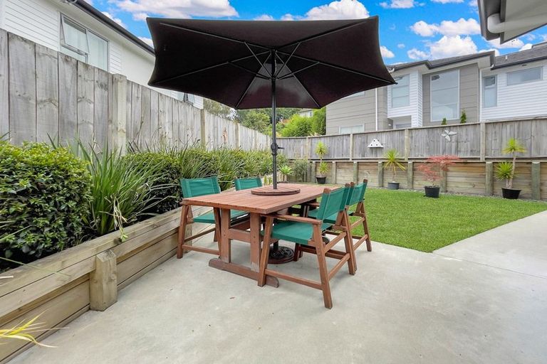 Photo of property in 50u2 Banbury Crescent, Fairfield, Hamilton, 3214