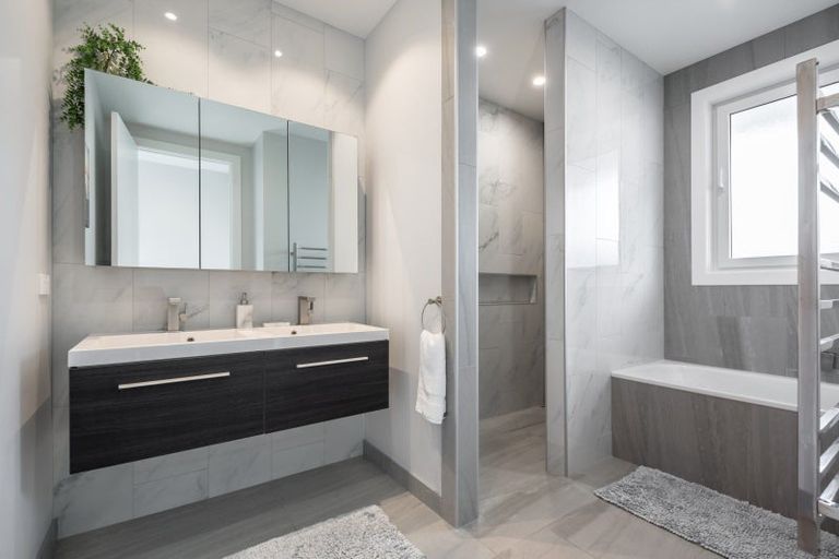 Photo of property in 1 Moemoea Place, Cambridge, 3434