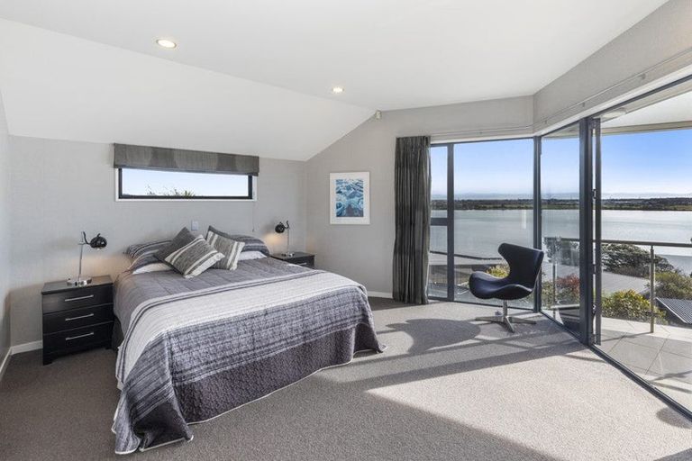Photo of property in 11a Te Awakura Terrace, Mount Pleasant, Christchurch, 8081