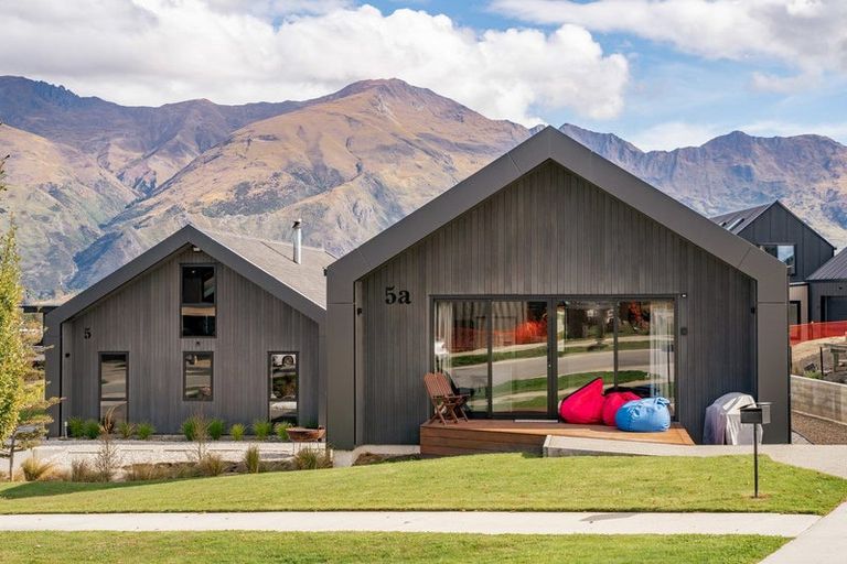 Photo of property in 5 Mills Road, Wanaka, 9305