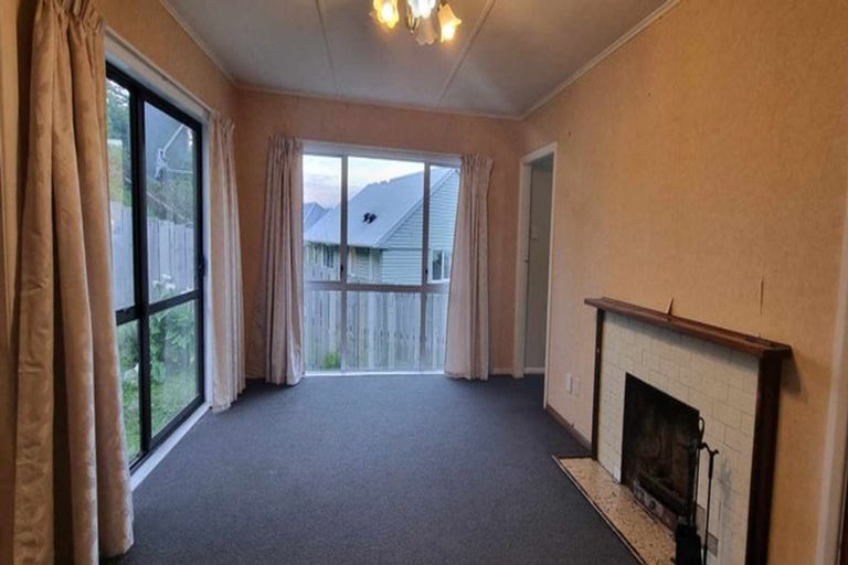 Photo of property in 69 Judd Crescent, Naenae, Lower Hutt, 5011