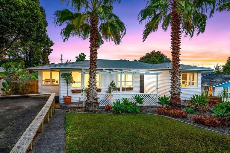 Photo of property in 7 Silver Birch Rise, Henderson, Auckland, 0612