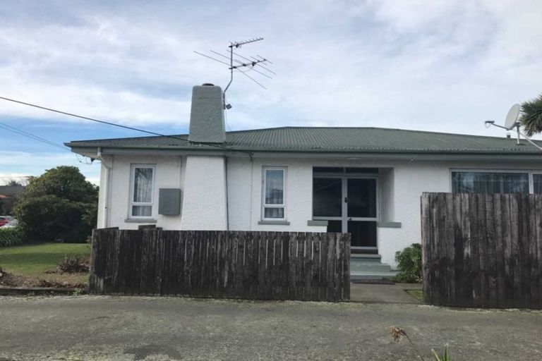 Photo of property in 24 Beckford Road, Saint Martins, Christchurch, 8022