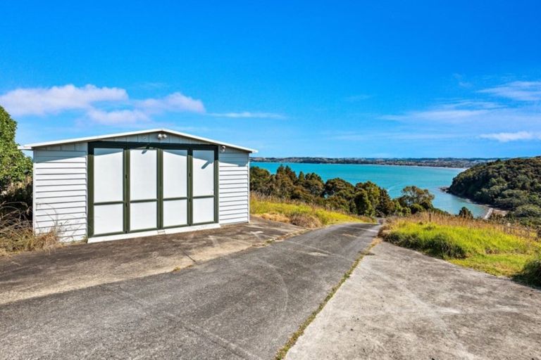 Photo of property in 188 Whitmore Road, Tawharanui Peninsula, Matakana, 0986