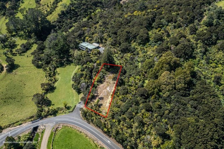 Photo of property in 258 Colville Road, Coromandel, 3584