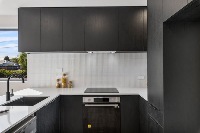 Photo of property in 6 Wellington Street, Phillipstown, Christchurch, 8011