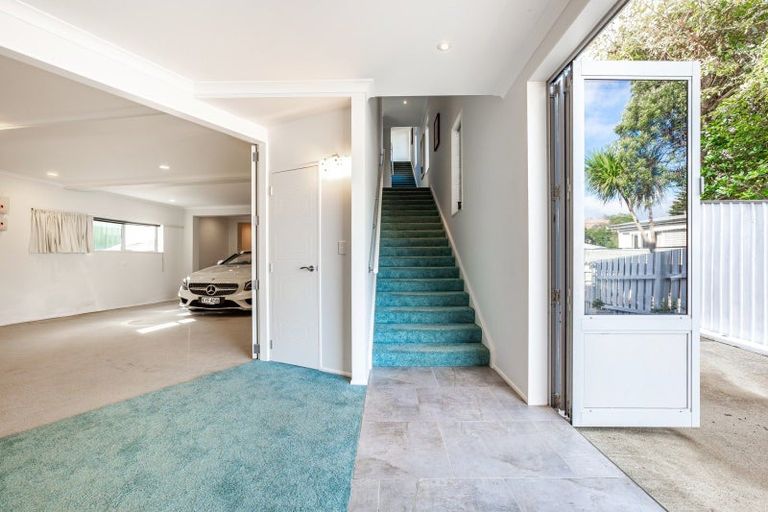 Photo of property in 56 Wharemauku Road, Raumati Beach, Paraparaumu, 5032