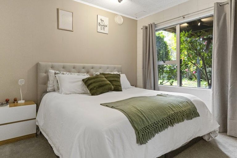 Photo of property in 2/86 Hinemoa Avenue, Taupo, 3330