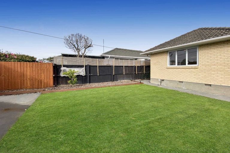 Photo of property in 18 Awatea Road, Hornby, Christchurch, 8042