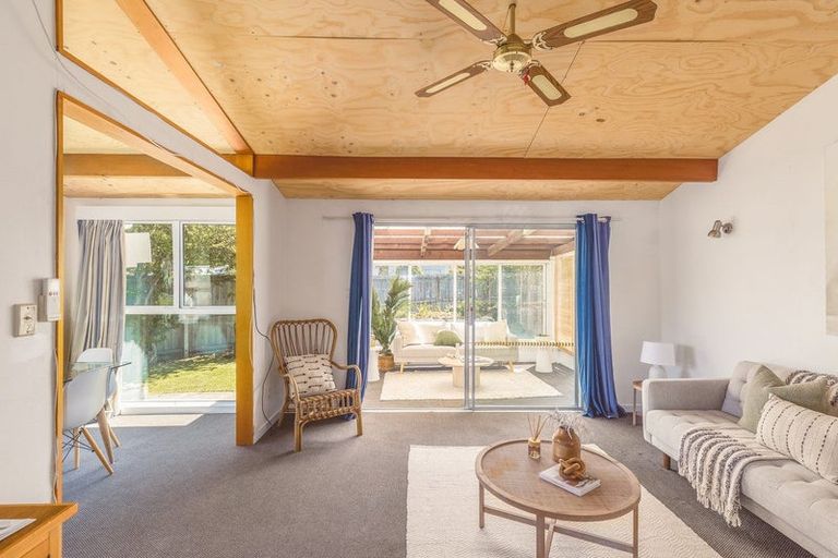 Photo of property in 6 Thorpe Street, Sumner, Christchurch, 8081